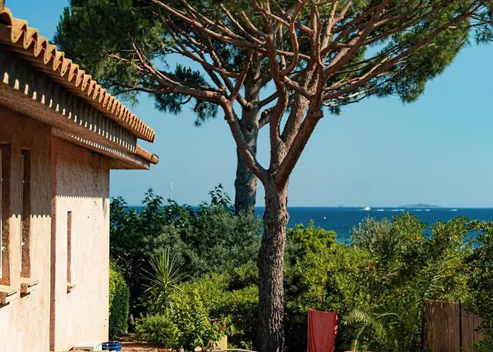 Blu 190m2, 12 Pers, Pieds Dans L'eau Vue Zonza