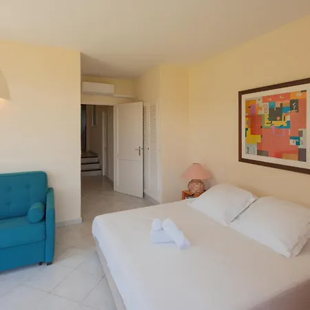 Blu 190m2, 12 Pers, Pieds Dans L'eau Vue Vila Zonza