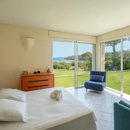 Blù 190m2, 12 Pers, Pieds Dans L'eau Vue Zonza
