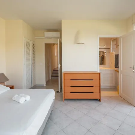 Blu 190m2, 12 Pers, Pieds Dans L'eau Vue זונזה
