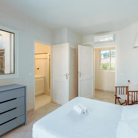 Blu 190m2, 12 Pers, Pieds Dans L'eau Vue * Zonza