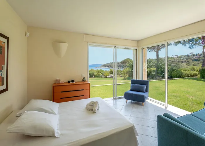 Blù 190m2, 12 Pers, Pieds Dans L'eau Vue Zonza